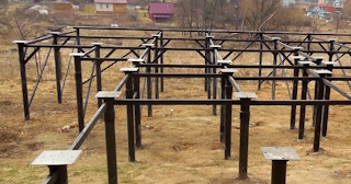 Свайный фундамент под ключ цена с установкой в Верхней Пышме от 525 рублей/м2| установка свайного фундамента под дом под ключ недорого